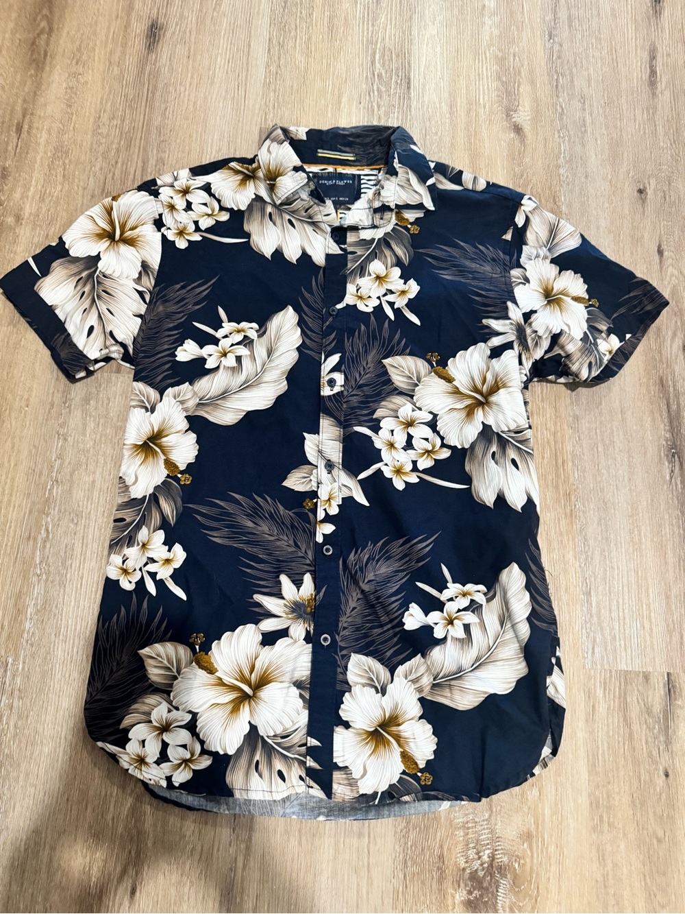 Men's Denim & Flower Floral Short-Sleeve Button-Up Shirt